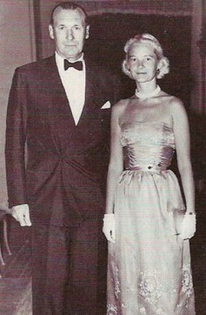 Mr and Mrs Winston F. C. Guest at the Everglades Club Palm Beach 1956.jpg